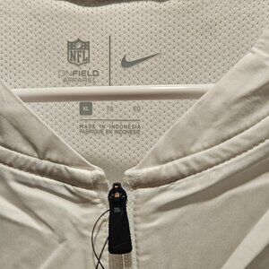Nike mans NFL long sleeve size XL, M